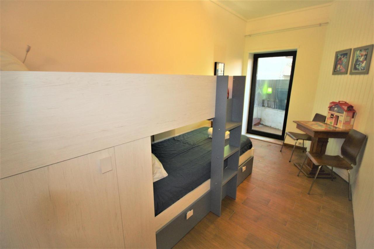 Quiet And Central Apartment Авейру Экстерьер фото