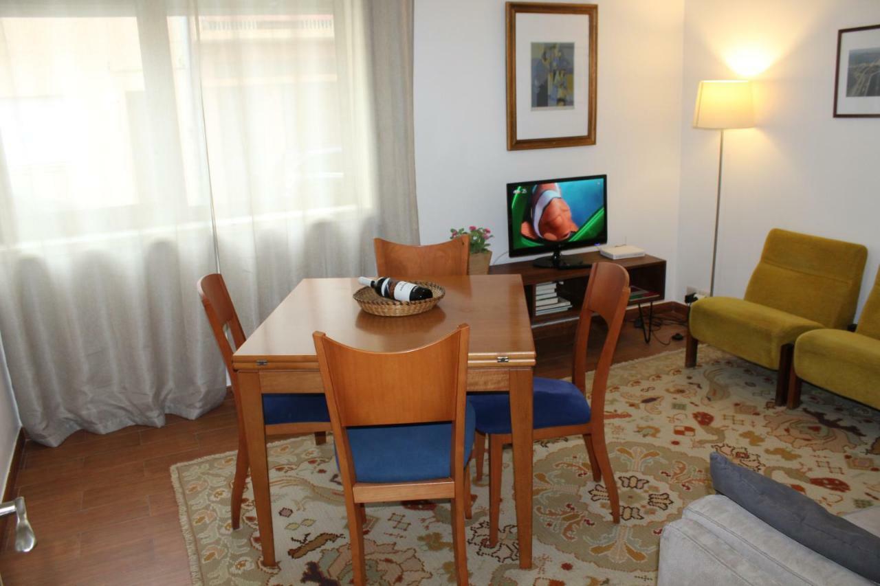 Quiet And Central Apartment Авейру Экстерьер фото